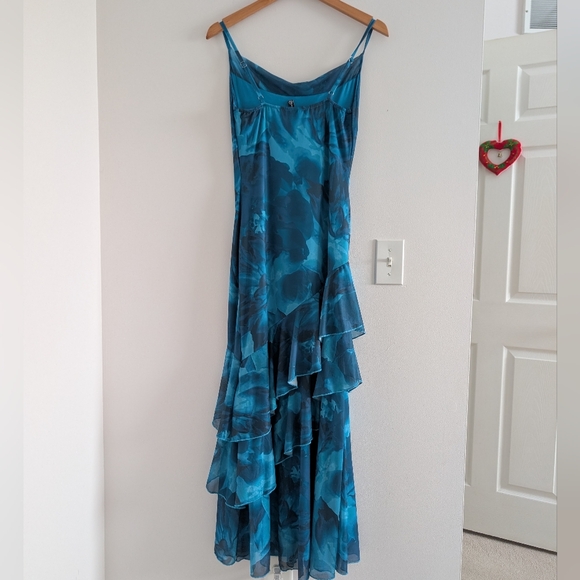 Blue Tones Tropical Ruffle Dress - Picture 8 of 10